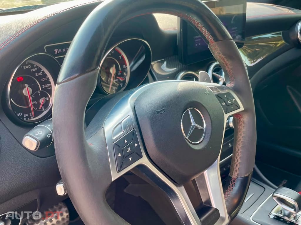Mercedes-Benz GLA 45 AMG 4-Matic