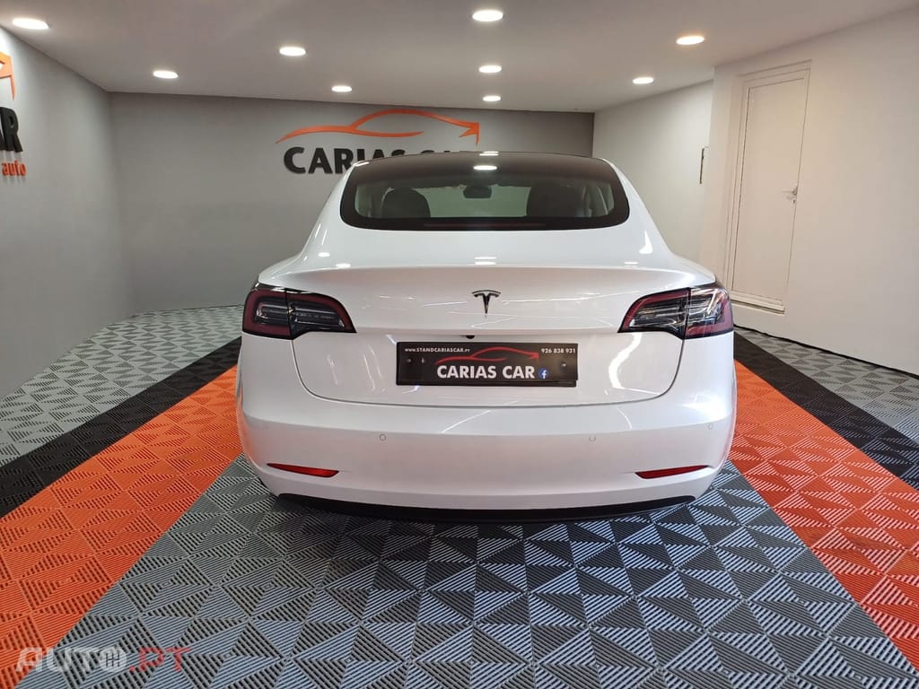 Tesla Model 3 Standard Plus