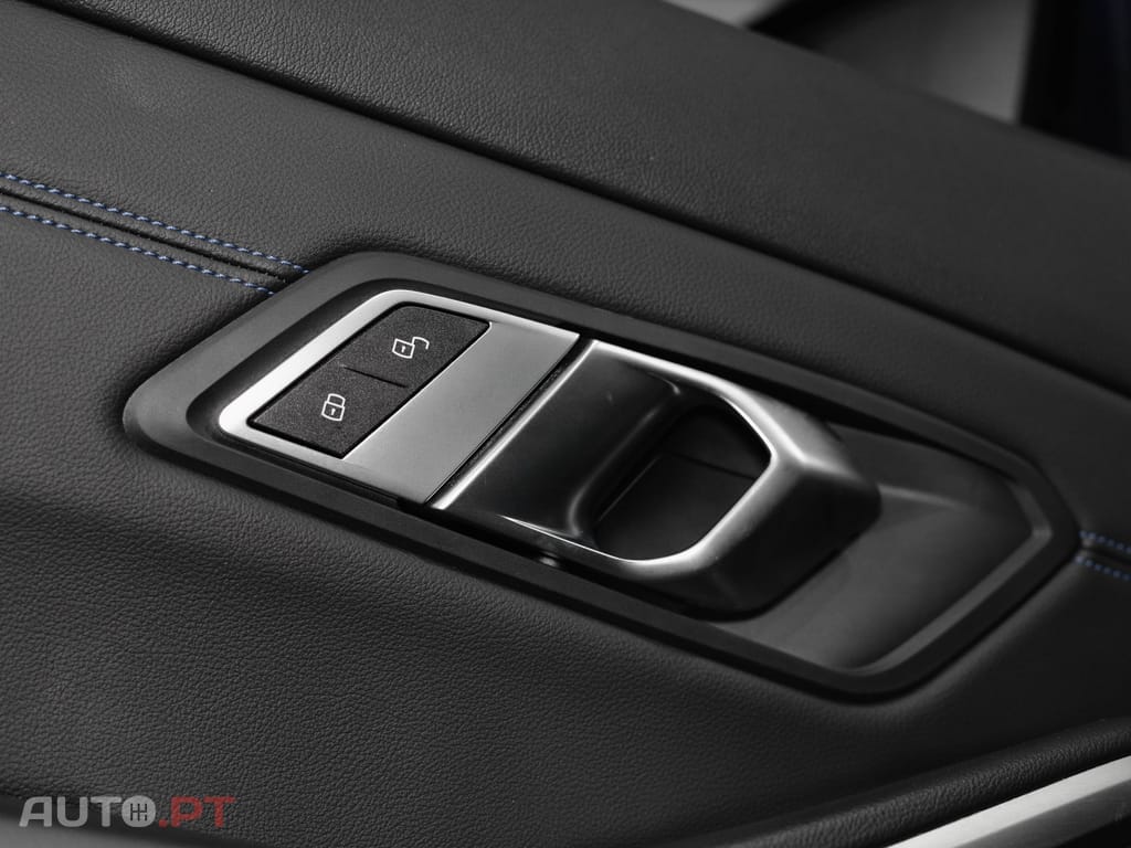 BMW 320 e Pack M Auto