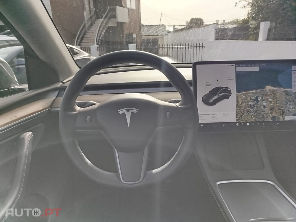 Tesla Model Y Long Range Tração Integral