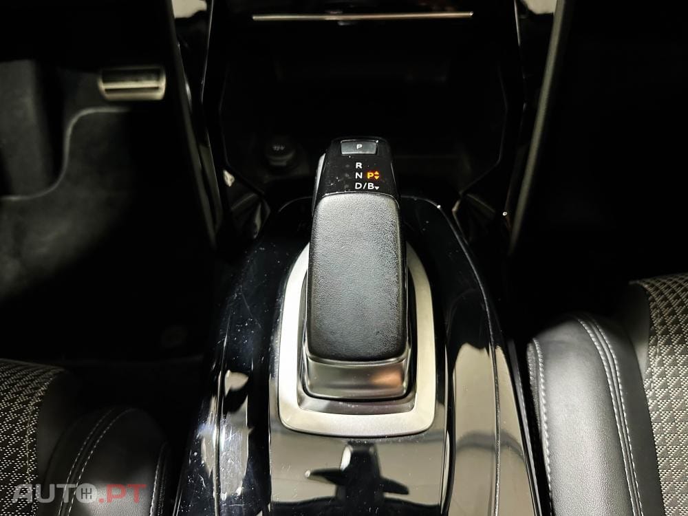Peugeot E-2008 50 kWh GT Pack