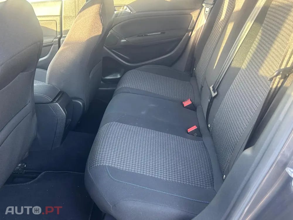BMW 318 d Auto