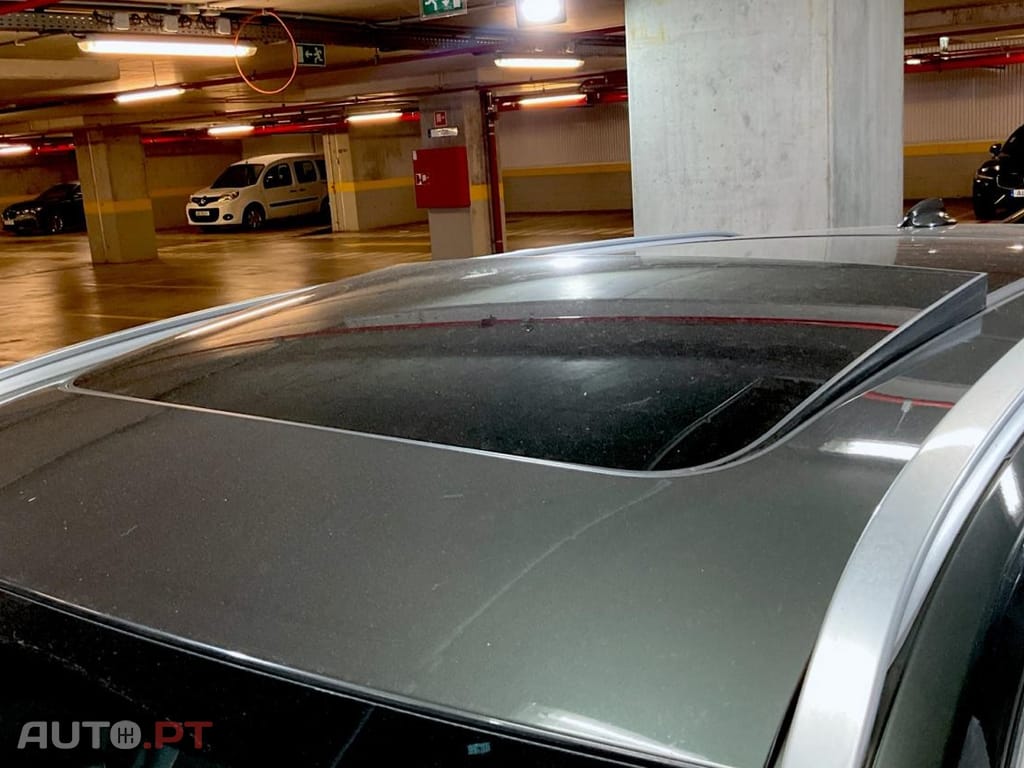 Volvo V60 2.0 T4 Momentum Plus