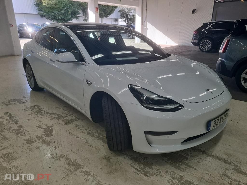Tesla Model 3 Long-Range Dual Motor AWD