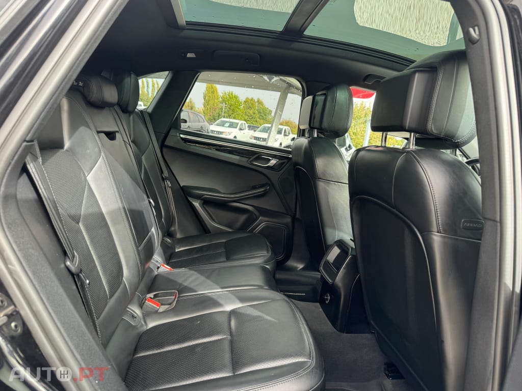 Porsche Macan S