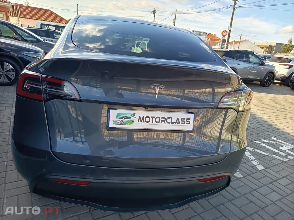 Tesla Model Y Long Range Tração Integral