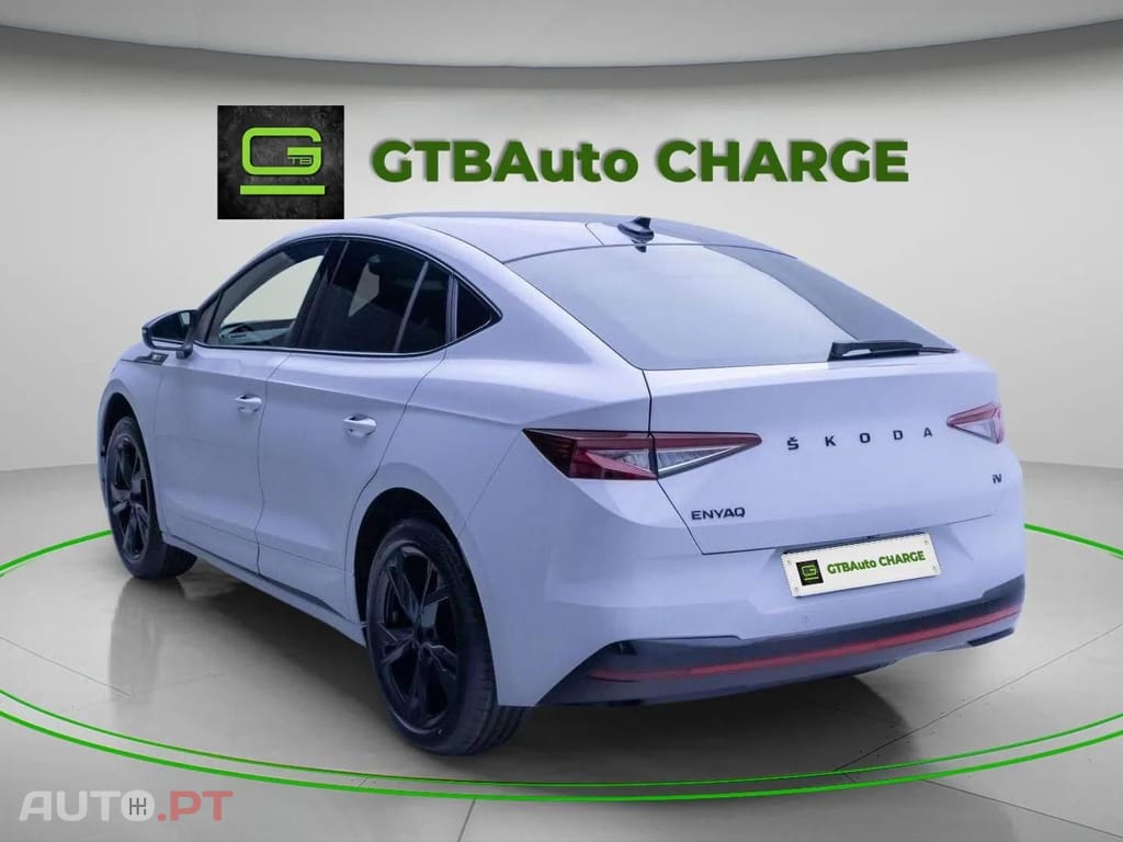 Skoda Enyaq RS 4x4 I.V.A DEDUTÍVEL