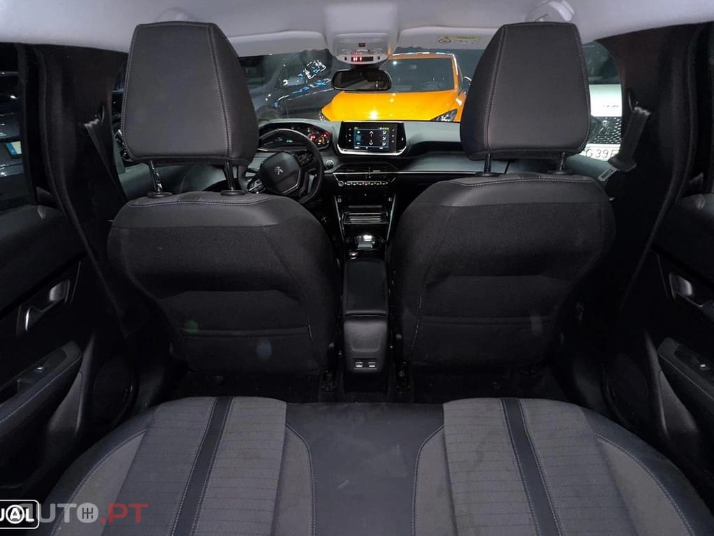 Peugeot E-208 50 kWh Allure Pack