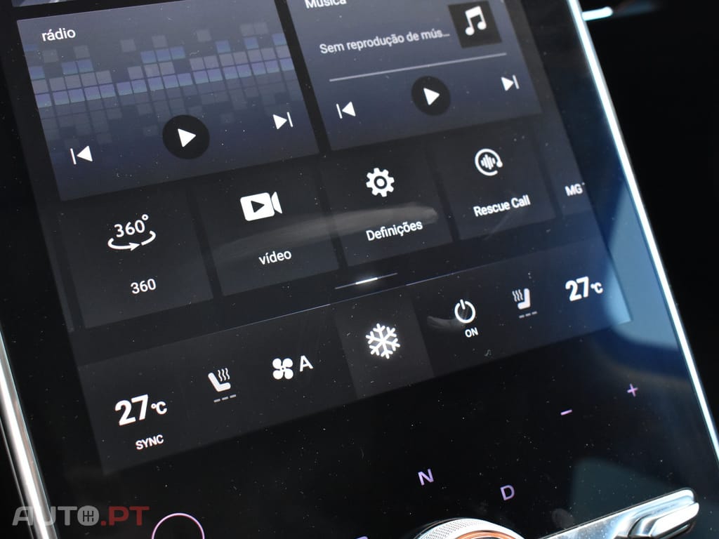 MG Marvel R 70 kWh AWD Performance