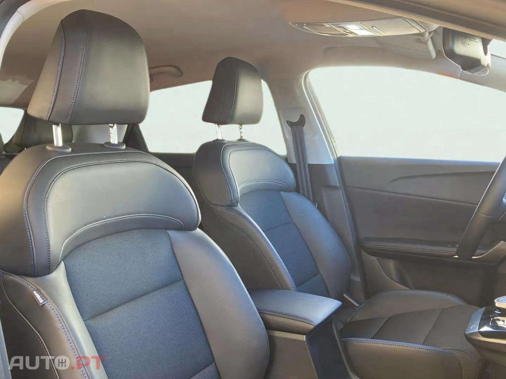 MG MG4 64 kWh Luxury