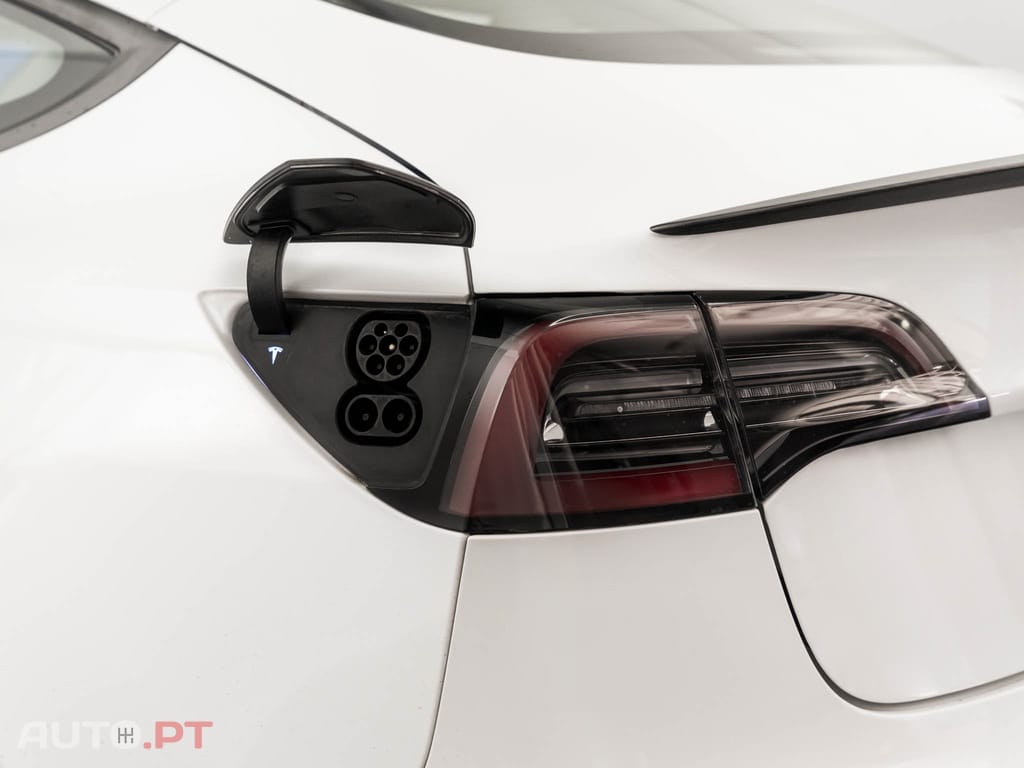Tesla Model 3 Performance Dual Motor AWD