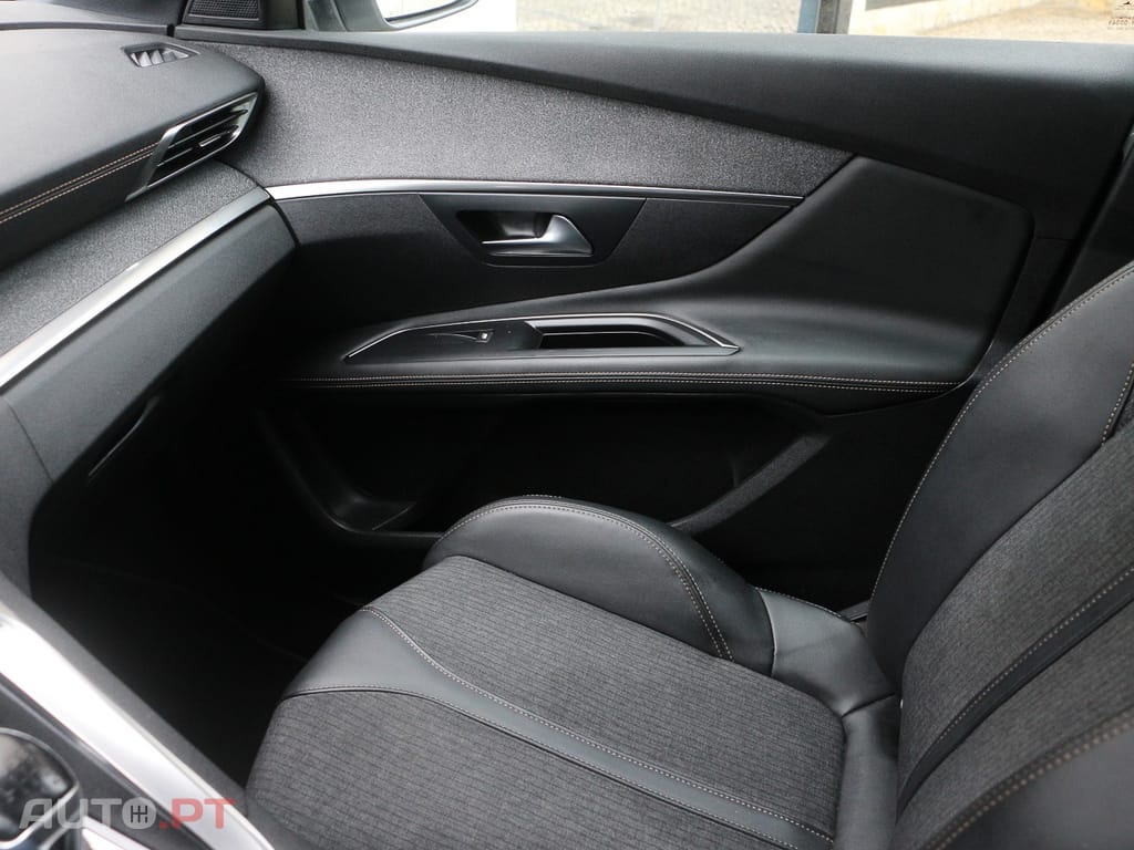 Peugeot 3008 1.5 BlueHDi GT Line