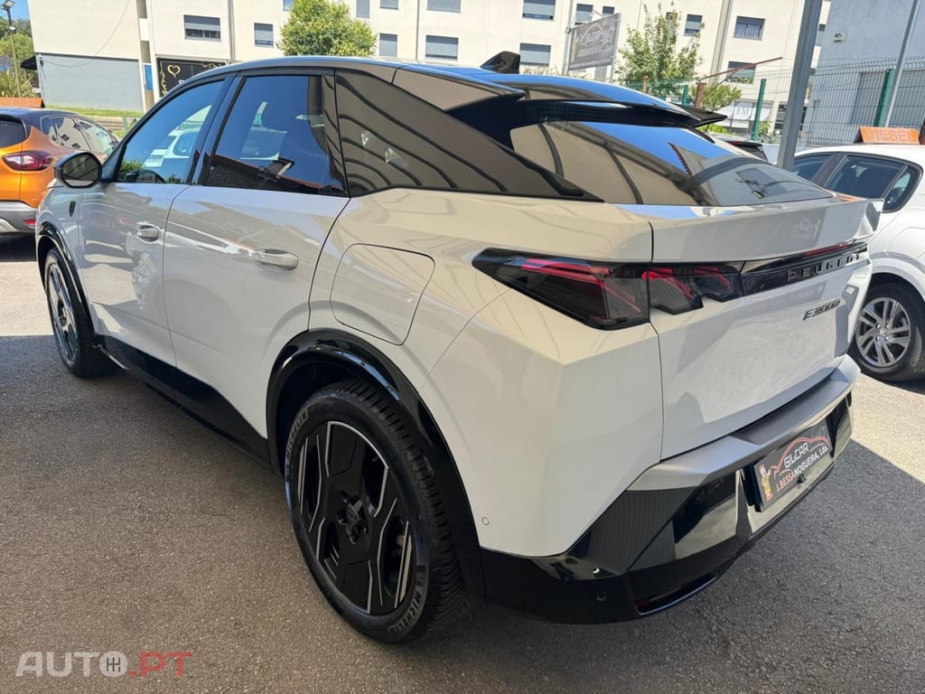 Peugeot E-3008 73 kWh GT