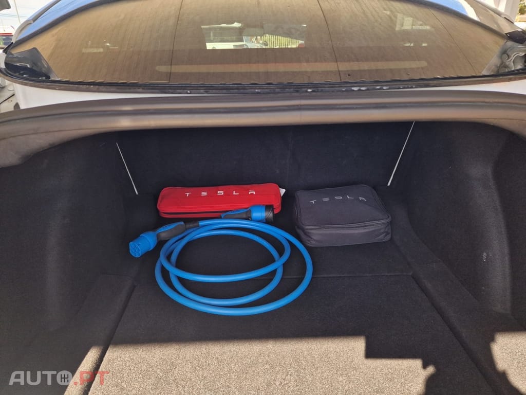 Tesla Model 3 Performance Dual Motor AWD
