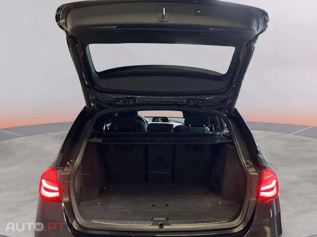 BMW 320 d Touring Pack M Auto