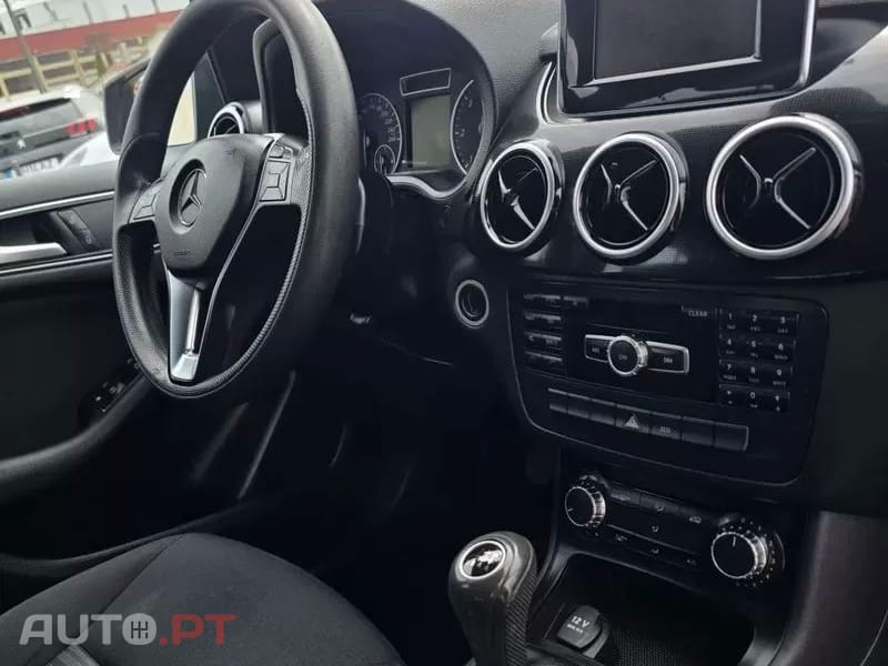Mercedes-Benz B 200 CDi Urban