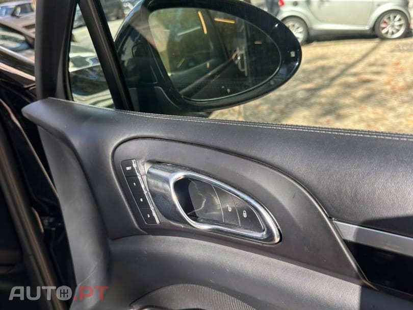 Porsche Cayenne Platinum Edition
