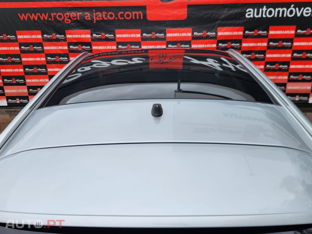 Peugeot 308 1.6 e-HDi Allure J17