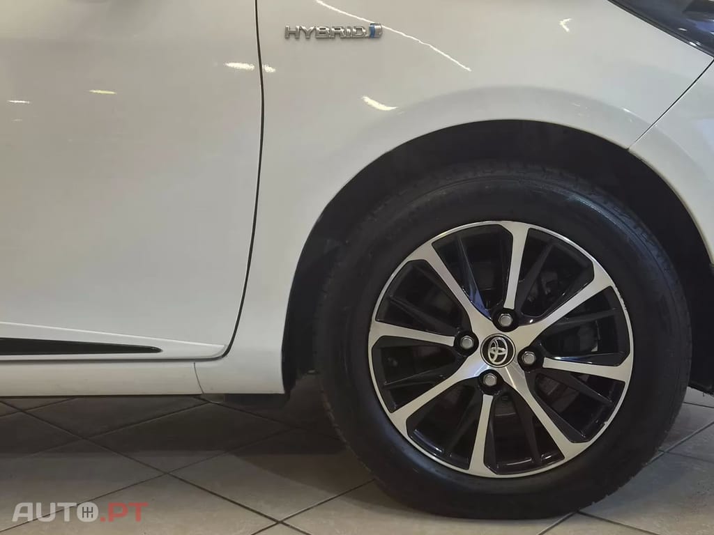 Toyota Yaris 1.5 HSD Comfort+P.Style