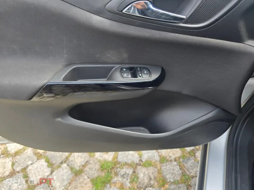 Opel Corsa 1.0 T Innovation