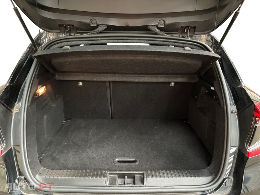Renault Captur 1.6 E-Tech Full Hybrid Engineered