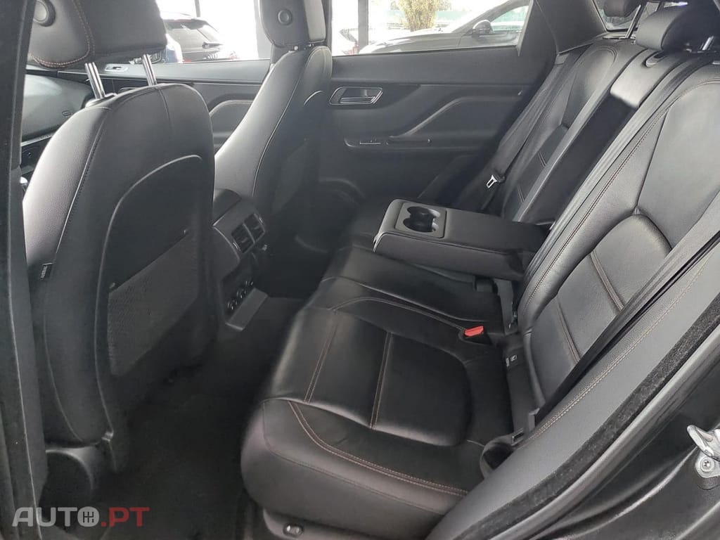 Jaguar F-Pace 2.0 i4D Prestige AWD