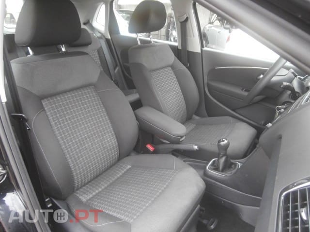 Volkswagen Polo 1.4 TDi Confortline Nav