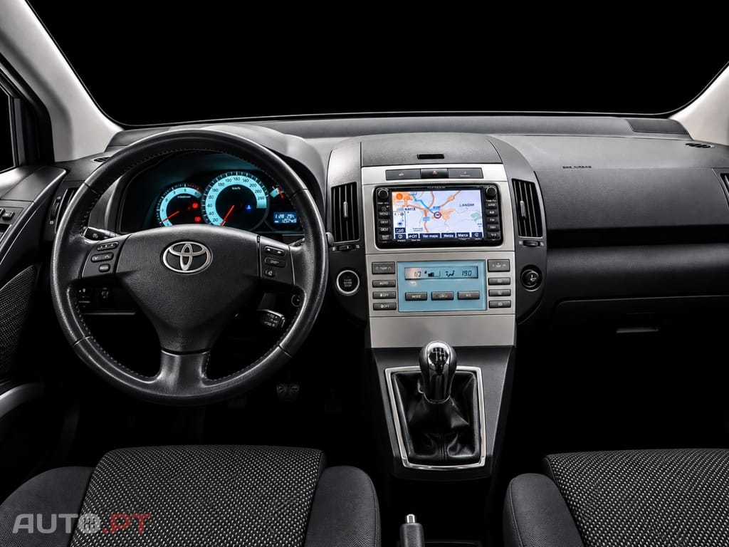 Toyota Corolla Verso 2.2 D-4D DPF Sol
