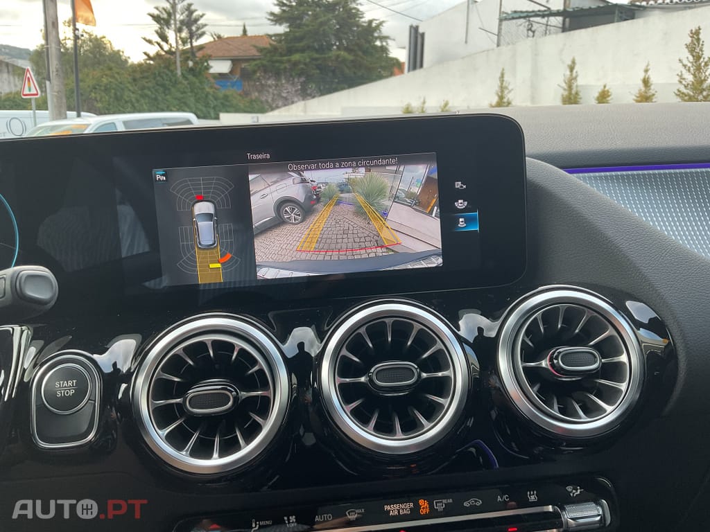 Mercedes-Benz EQA 250 Electric Art