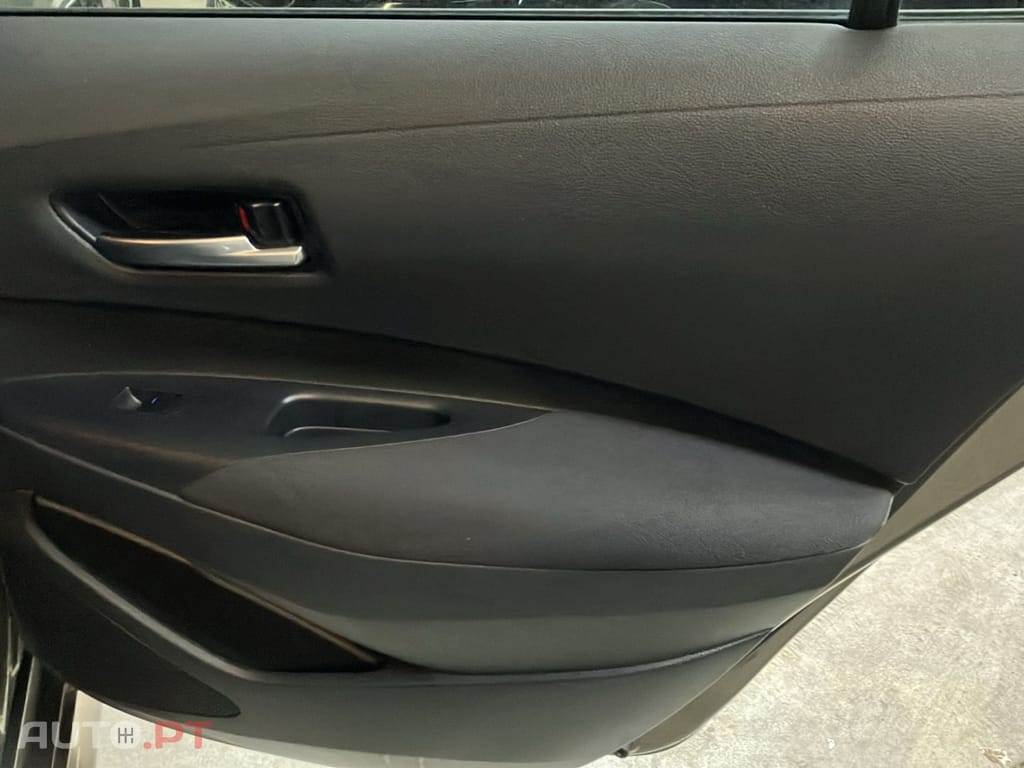 Toyota Corolla Touring Sports 1.8 Hybrid Comfort