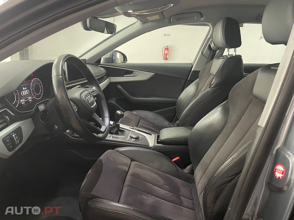 Audi A4 Avant 2.0 TDI S-line