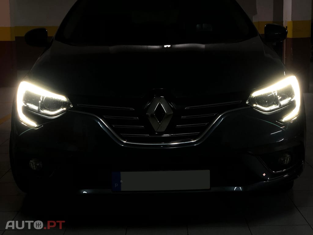 Renault Mégane 1.5 blue dci bose edition