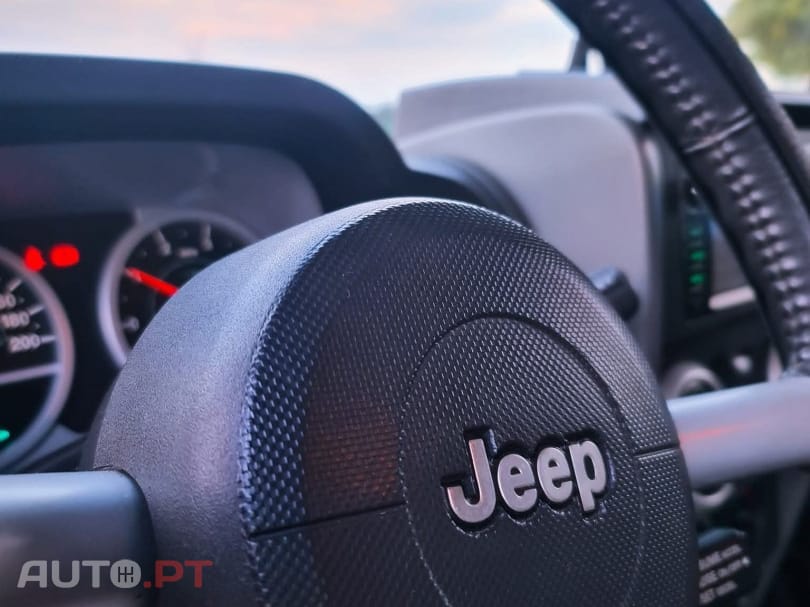 Jeep Wrangler 2.8 CRD MTX Sahara Limited