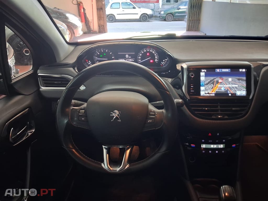 Peugeot 208 1.2 PureTech Style