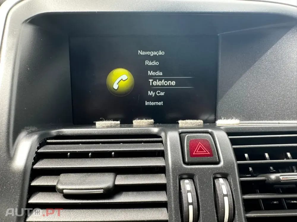 Volvo XC60 2.0 D4 Momentum
