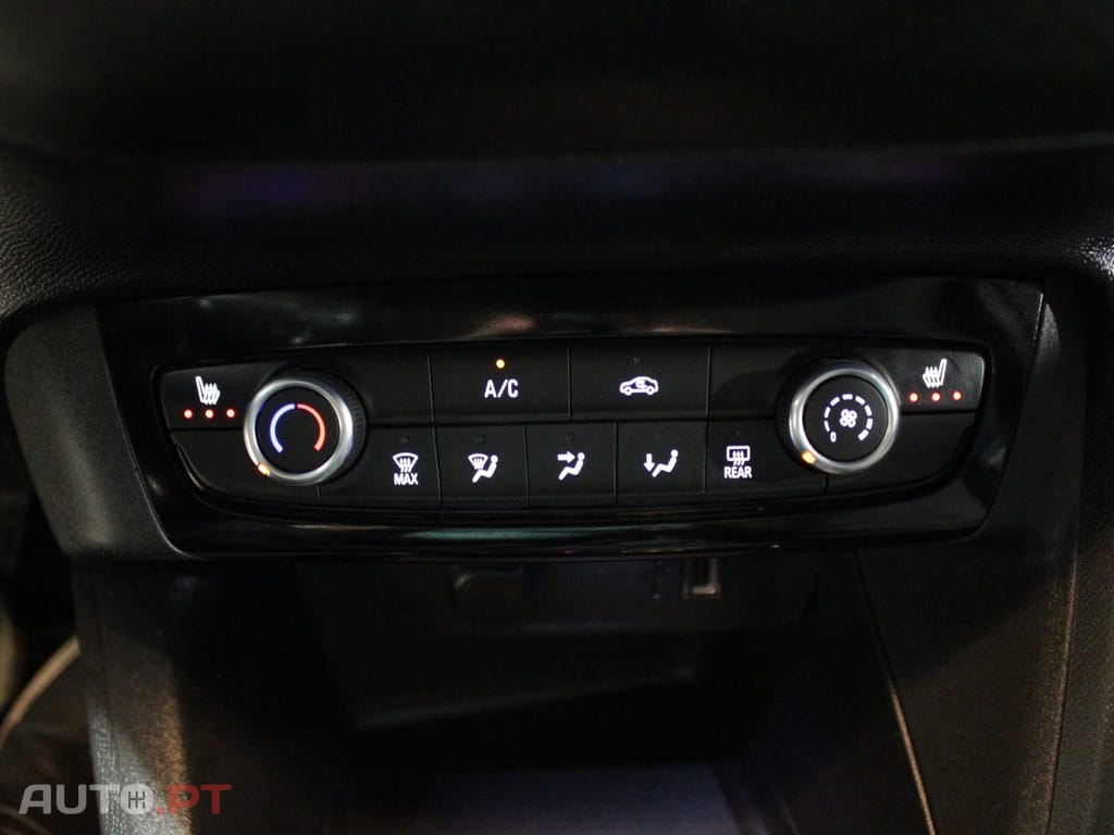 Opel Corsa 1.2 T Elegance