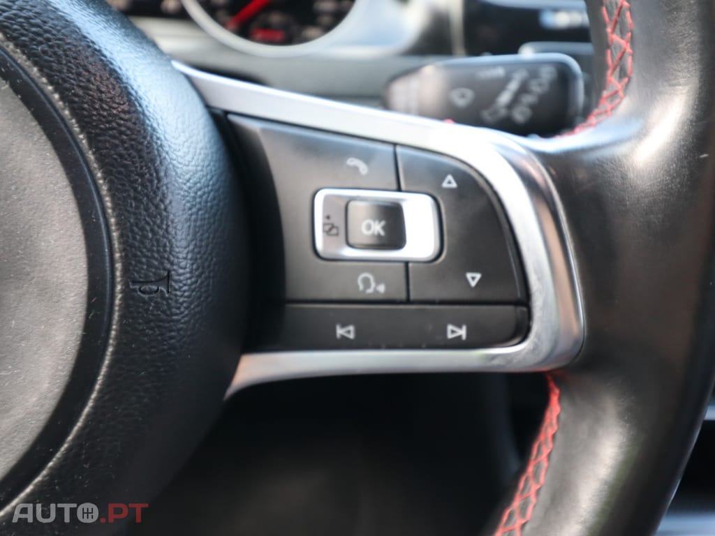 Volkswagen Golf 2.0 TSi GTi Performance