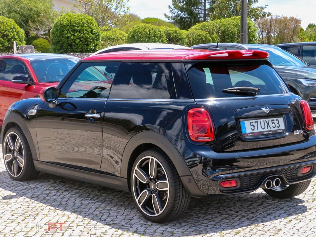 MINI Cooper Cooper S