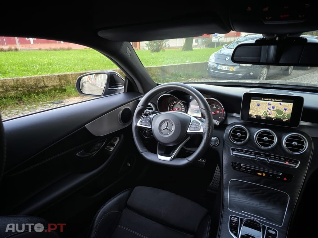 Mercedes-Benz C 220 d Coupe 9G-TRONIC AMG Line