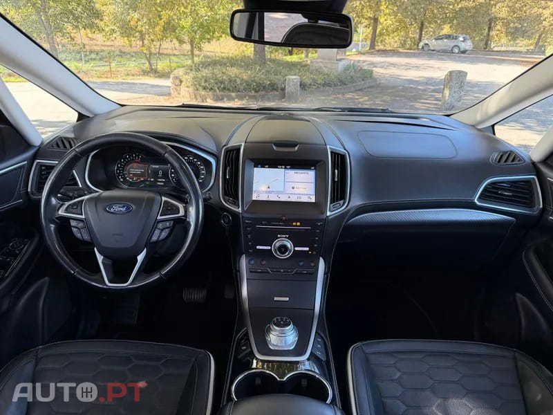 Ford S-Max 2.0 TDCi Vignale Powershift