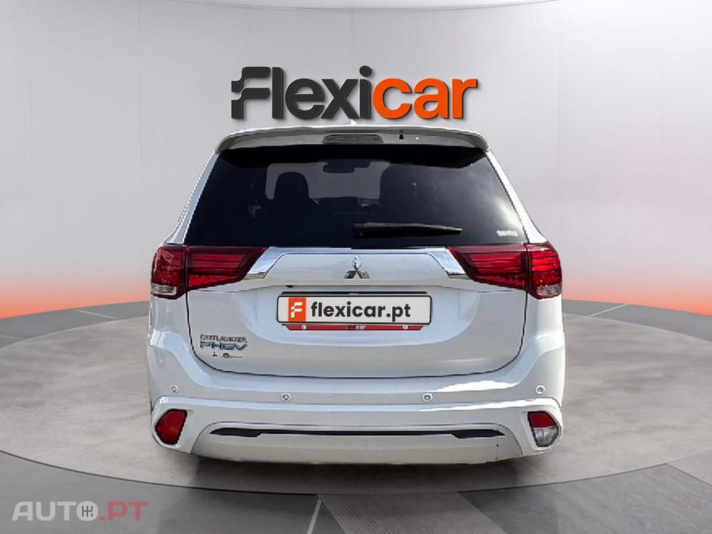 Mitsubishi Outlander 2.4 PHEV Intense
