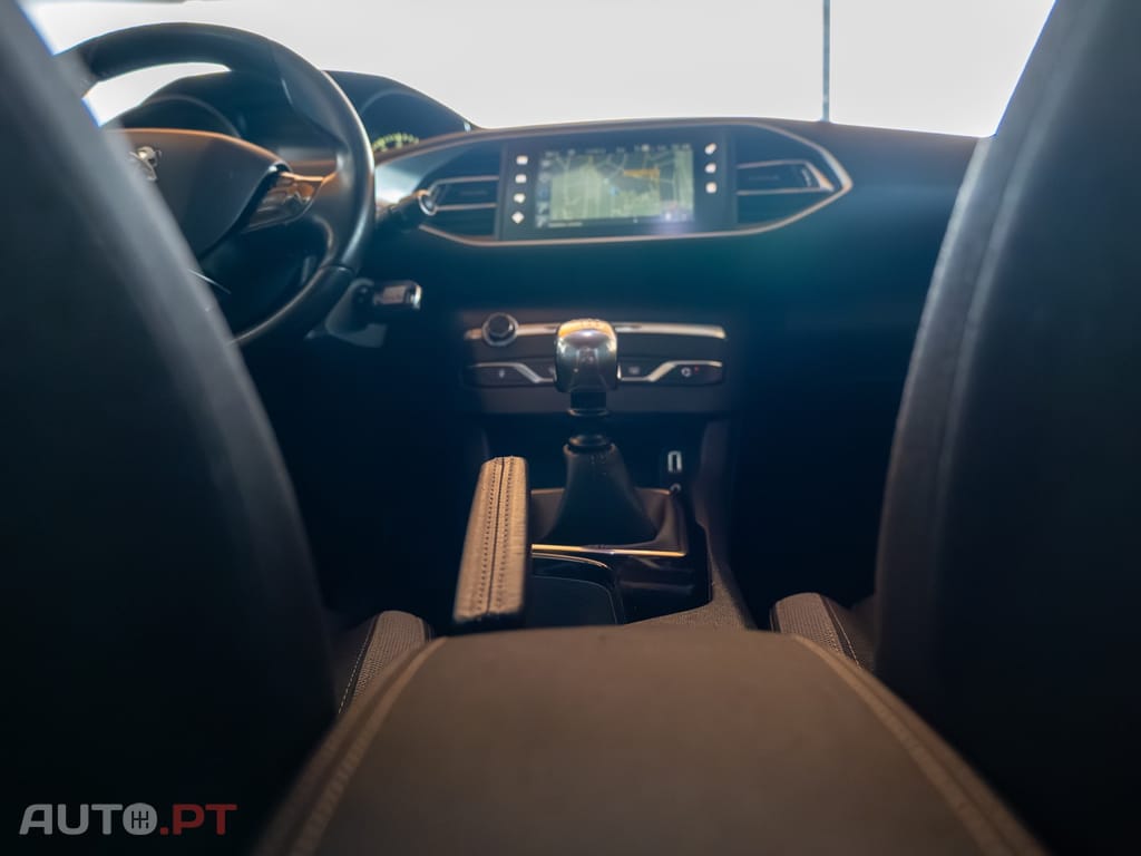 Peugeot 308 SW 1.6 BlueHDi Style