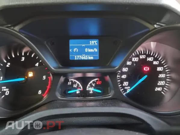 Ford Transit Connect L2 3 Lugares