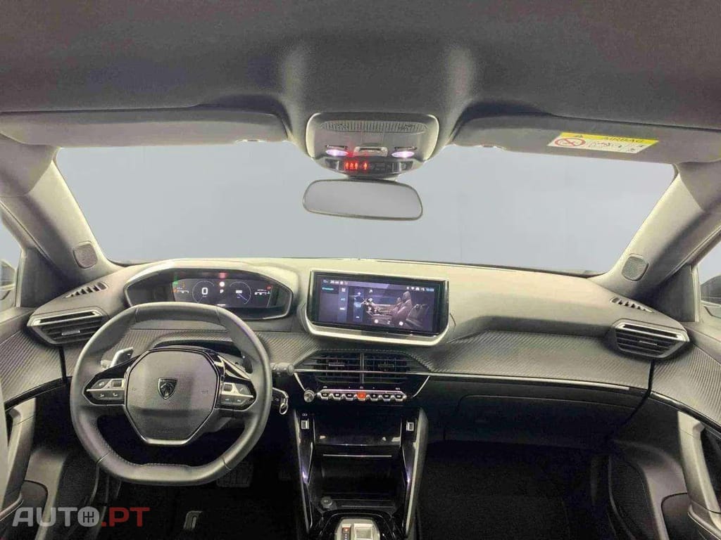 Peugeot 2008 1.2 PureTech EAT8 Allure