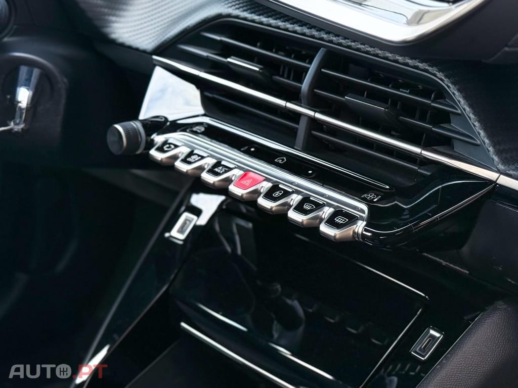 Peugeot 2008 1.2 PureTech Allure