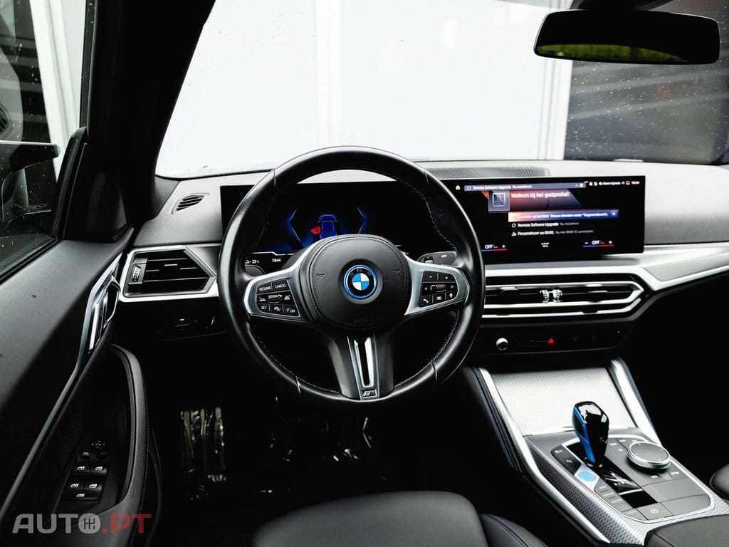 BMW i4 M50