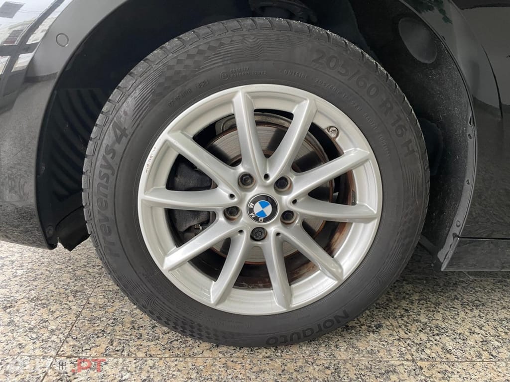 BMW 216 d Line Luxury