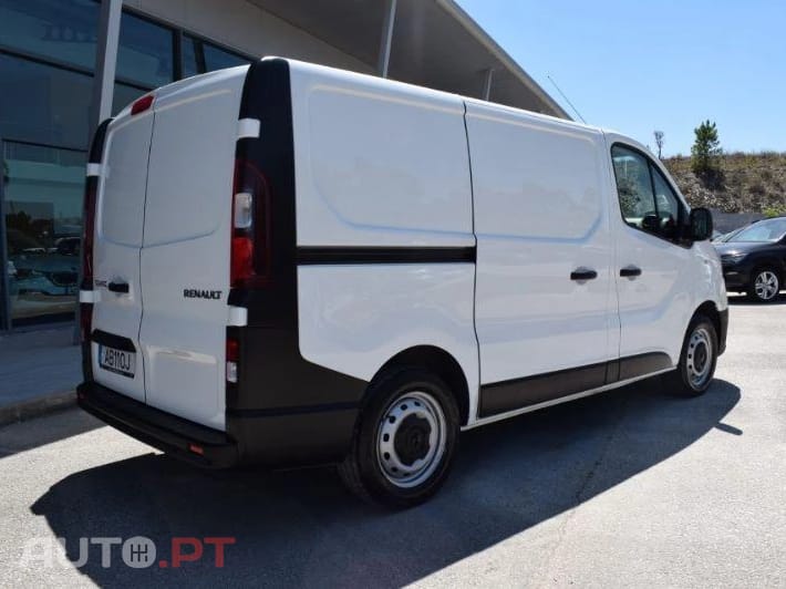 Renault Trafic 2.0 dCi L1H1 (C/ Frio)