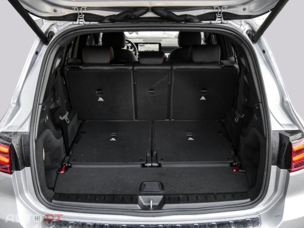 Mercedes-Benz EQB 350 4M AMG I.V.A DEDUTIVEL 