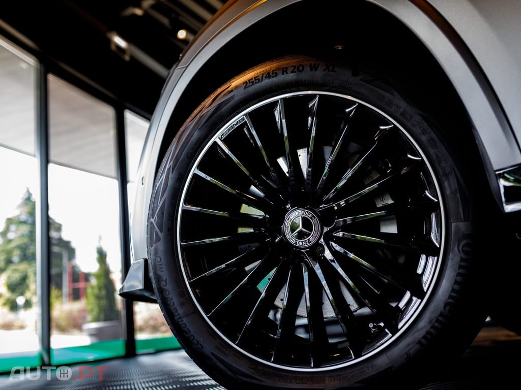 Mercedes-Benz GLC 300 e 4matic